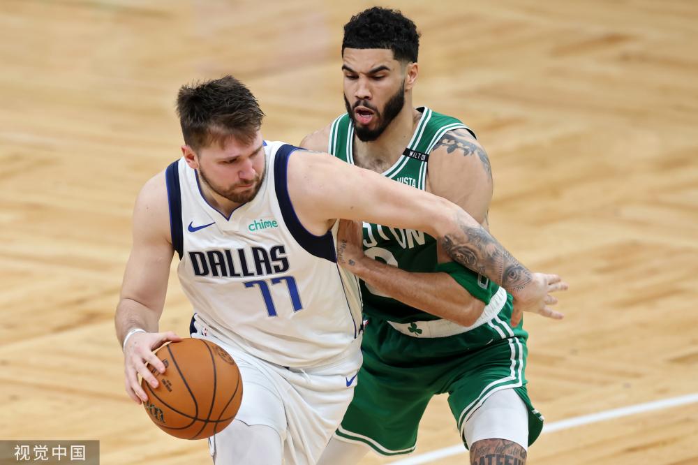 有一位年轻 有一位年轻